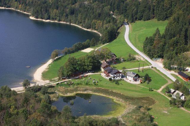 Haus Hirschpoint Hotel Faistenau Exterior foto